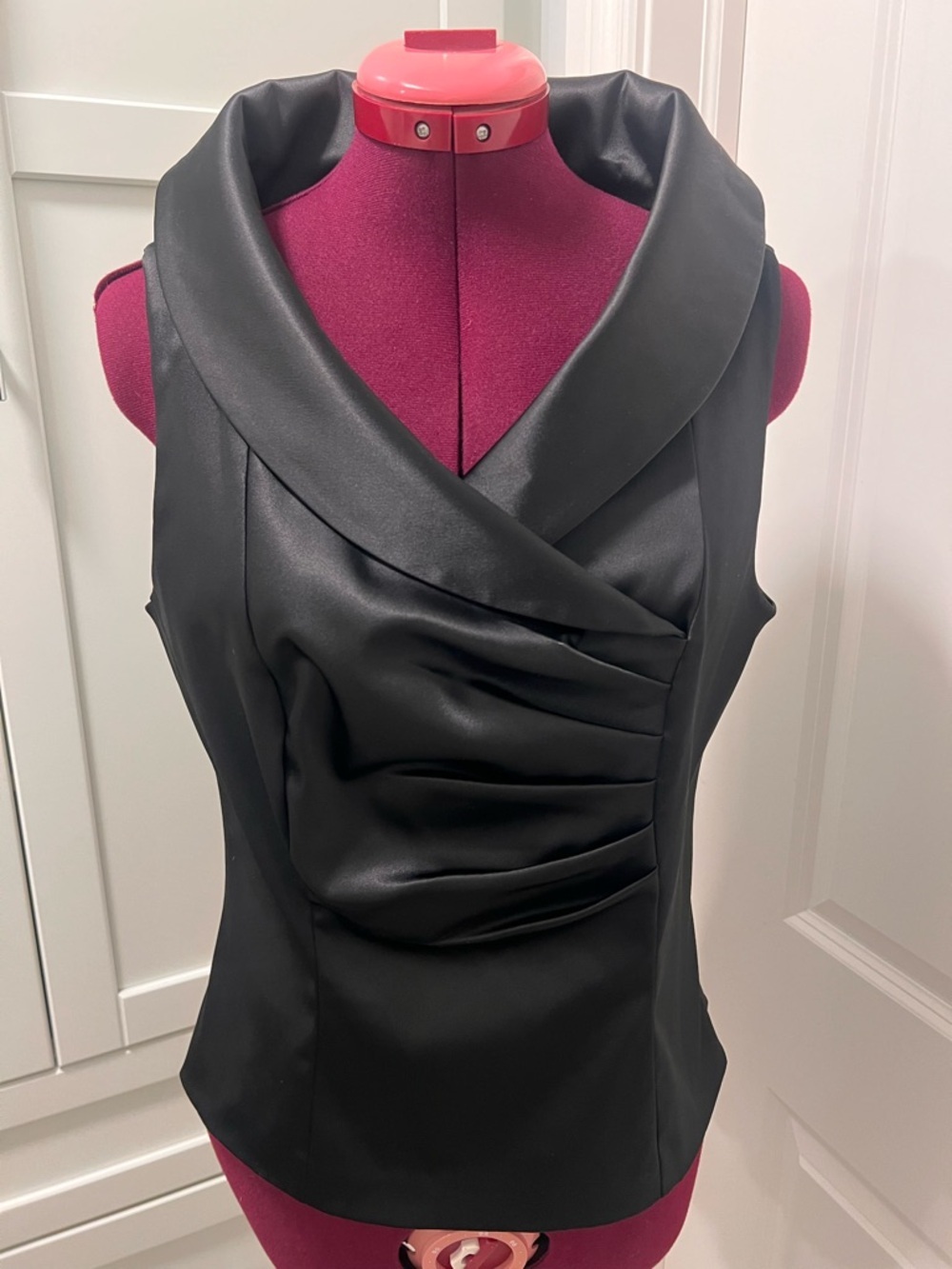CALVIN KLEIN Satin High Collar Pleated Sleeveless Black Top Size Medium